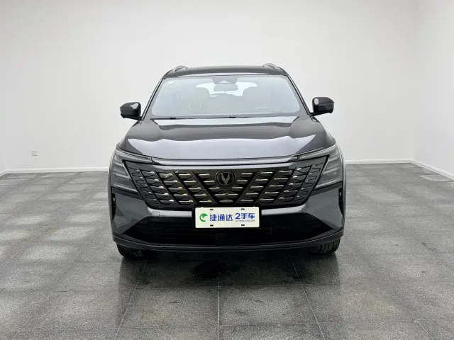 Changan CS75 Plus — Фото автомобиля 2