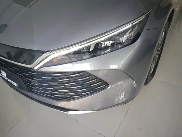 BYD Qin L — Фото автомобиля 23
