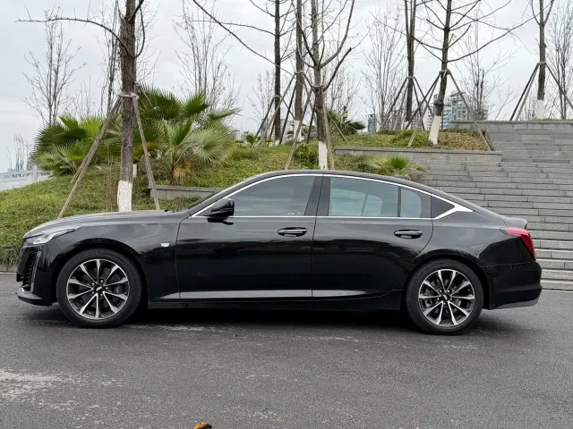 Cadillac CT5 — Фото автомобиля 4