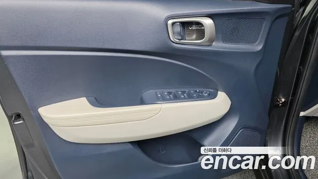Hyundai Venue — Фото автомобиля 13