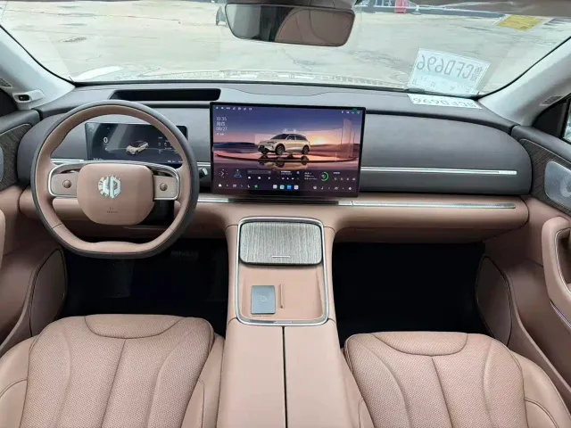 Leapmotor C11 — Фото автомобиля 3