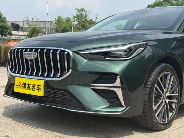 Geely Emgrand — Фото автомобиля 9