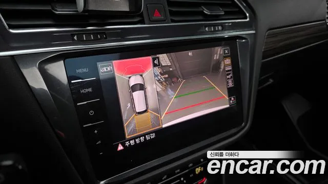 Volkswagen Tiguan — Фото автомобиля 16