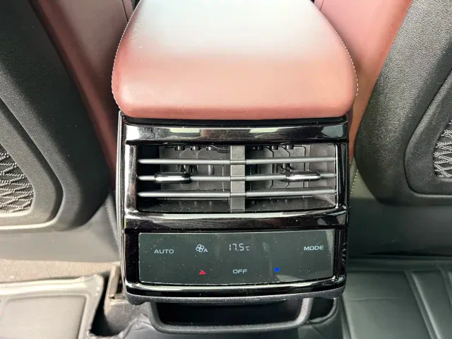 Geely Xingyue L — Фото автомобиля 15