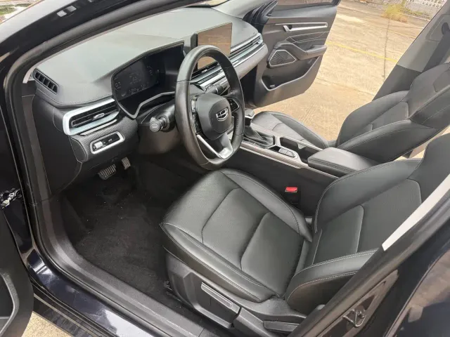 Geely Emgrand — Фото автомобиля 20