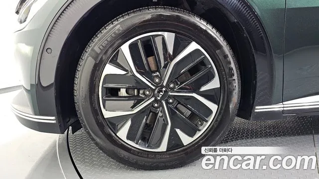 Kia EV6 — Фото автомобиля 5