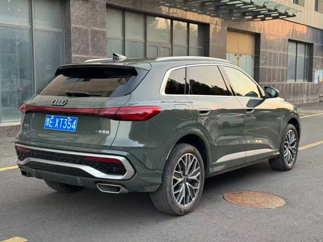 Audi Q5L — Фото автомобиля 4