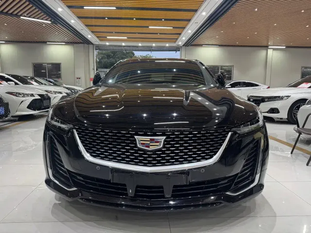 Cadillac CT5 — Фото автомобиля 3