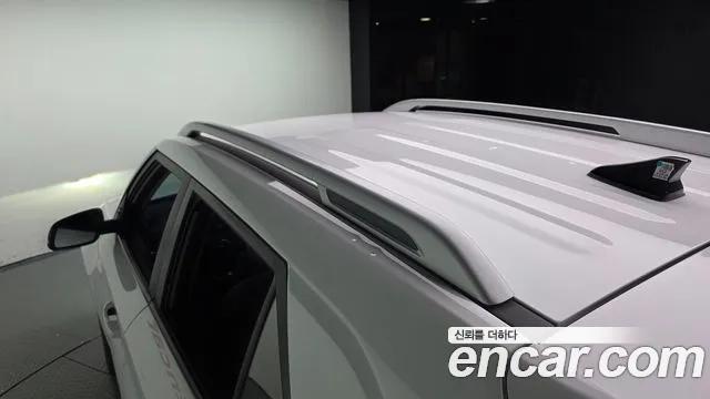 Hyundai Venue — Фото автомобиля 28