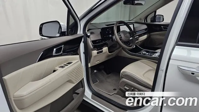 Kia Carnival 4th Gen — Фото автомобиля 15