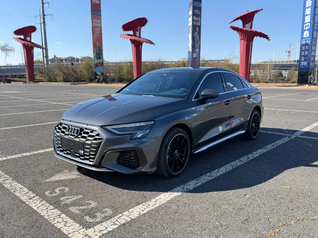 Фотография автомобиля — Audi A3