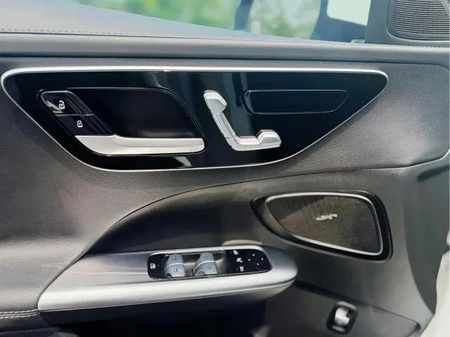 Mercedes-Benz C-Class — Фото автомобиля 9