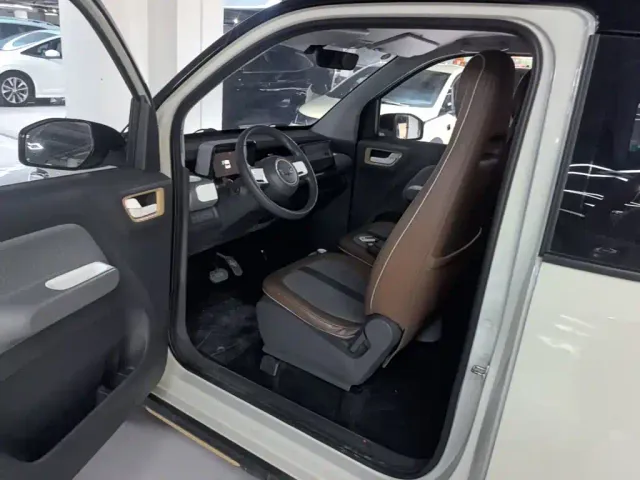 Wuling Hongguang Mini EV — Фото автомобиля 11