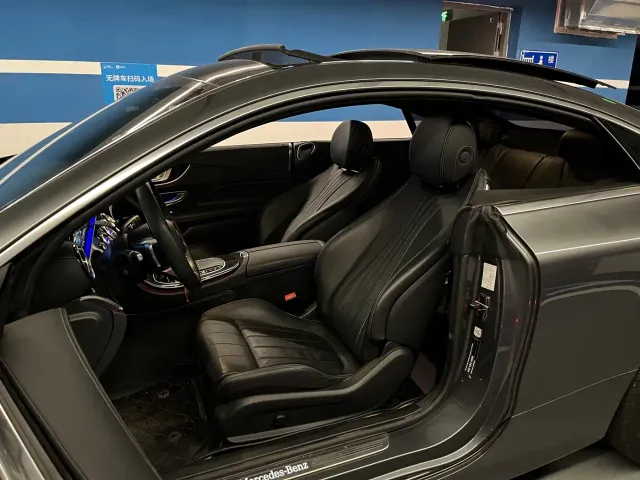 Mercedes-Benz E-Class — Фото автомобиля 15