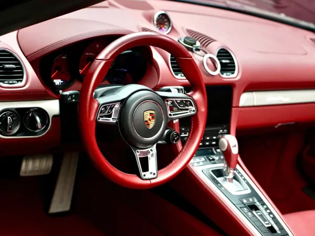 Porsche 718 — Фото автомобиля 13