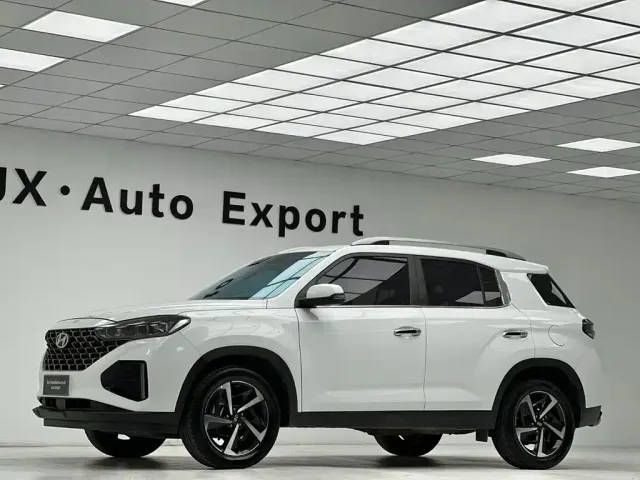 Hyundai ix35 — Фото автомобиля 25