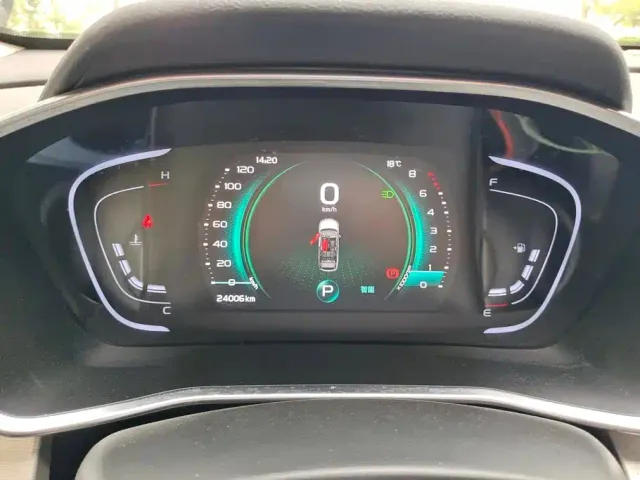 Geely Binyue — Фото автомобиля 14