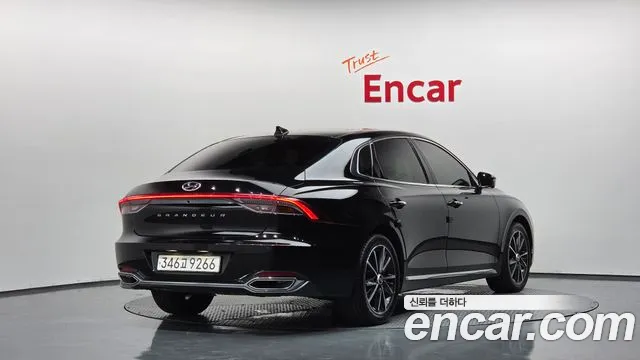Hyundai Grandeur Новый Grandeur IG — Фото автомобиля 2