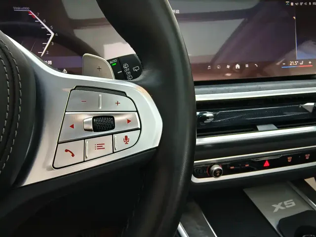 BMW X5 — Фото автомобиля 16