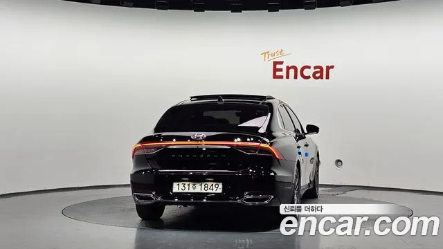 Hyundai Grandeur New — Фото автомобиля 4