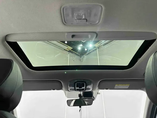 Hyundai Elantra — Фото автомобиля 14
