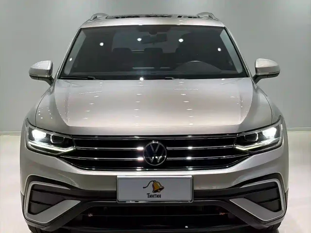 Volkswagen Tiguan L — Фото автомобиля 2