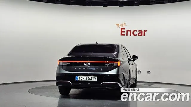 Hyundai Sonata — Фото автомобиля 4