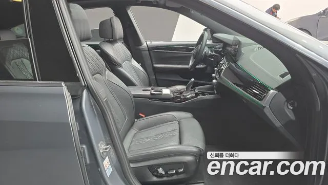 BMW Gran Turismo — Фото автомобиля 10