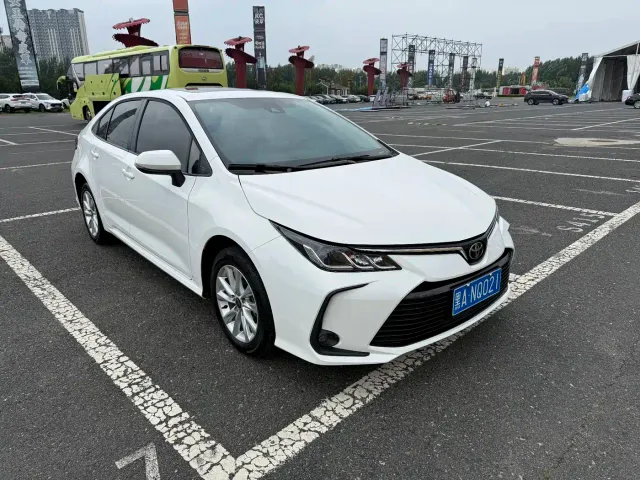 Toyota Corolla — Фото автомобиля 3