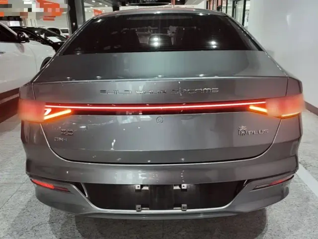 BYD Qin PLUS — Фото автомобиля 5