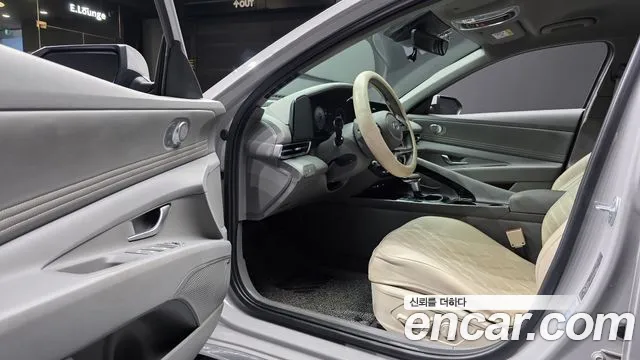 Hyundai Avante CN7 — Фото автомобиля 10