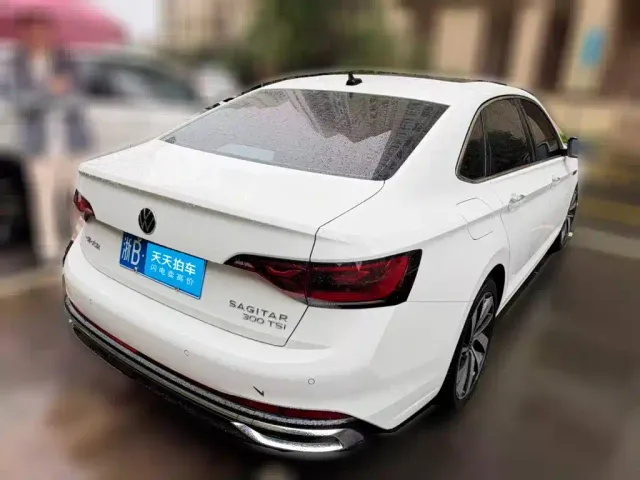 Volkswagen Sagitar — Фото автомобиля 2