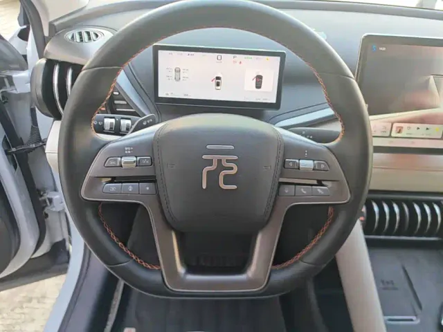 BYD Yuan PLUS — Фото автомобиля 10