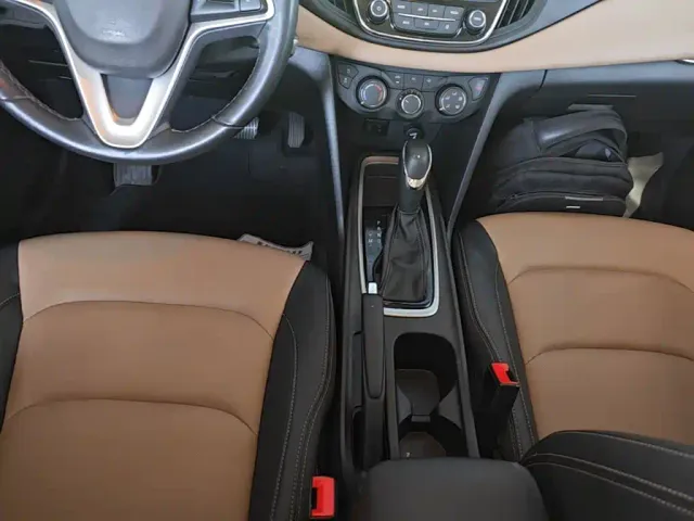 Chevrolet Monza — Фото автомобиля 13