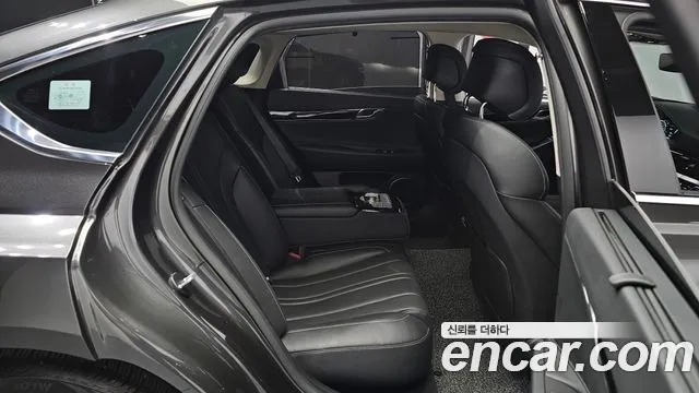 Genesis G80 RG3 — Фото автомобиля 16