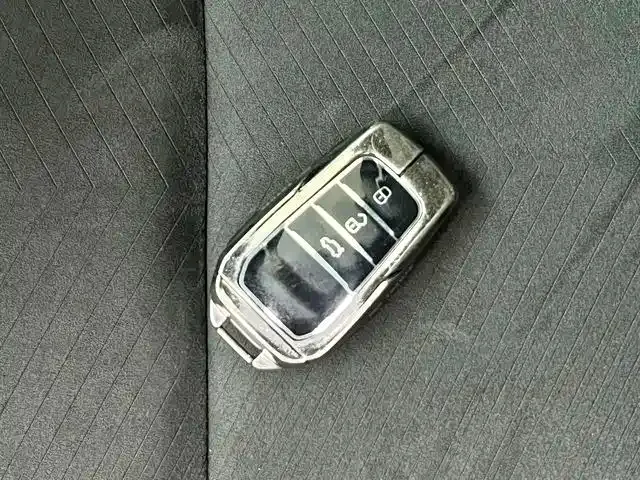 Toyota Camry — Фото автомобиля 18