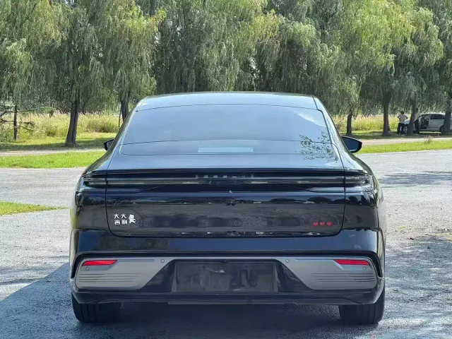 Geely Galaxy Xingyao 8 — Фото автомобиля 8