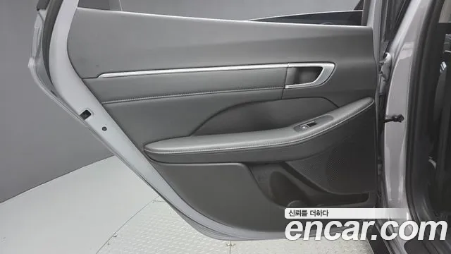 Hyundai Sonata Sonata Edge(DN8) 2.0 LPG(Коммерческий) — Фото автомобиля 25