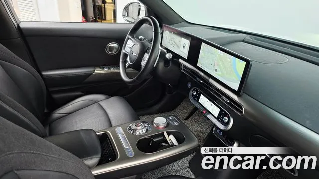 Genesis GV60 — Фото автомобиля 13