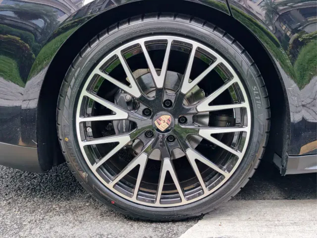 Porsche Panamera — Фото автомобиля 19