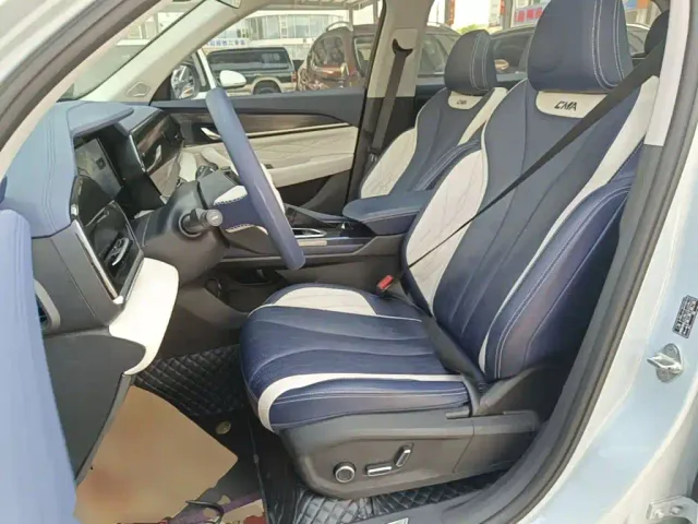 Geely Xingyue L — Фото автомобиля 14