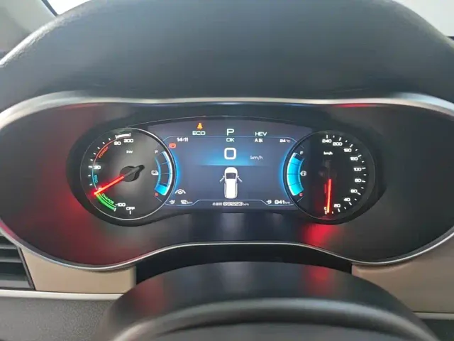 BYD Song MAX — Фото автомобиля 11