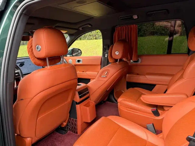 Li Auto L9 — Фото автомобиля 11