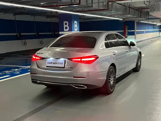 Mercedes-Benz C-Class — Фото автомобиля 7