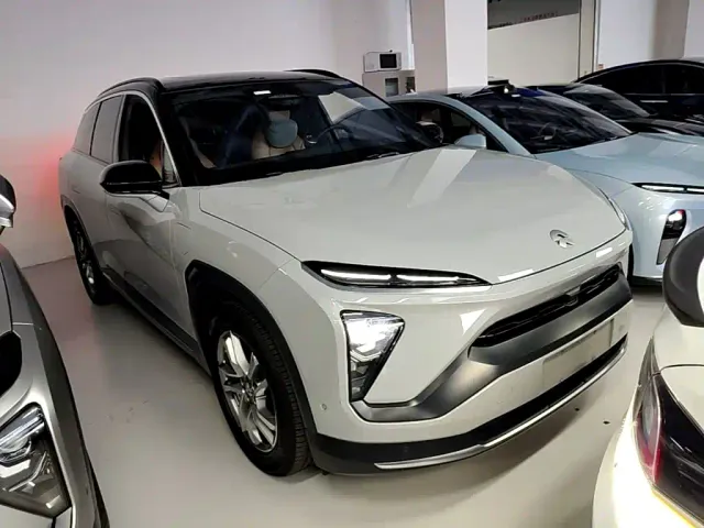 Nio ES6 — Фото автомобиля 3