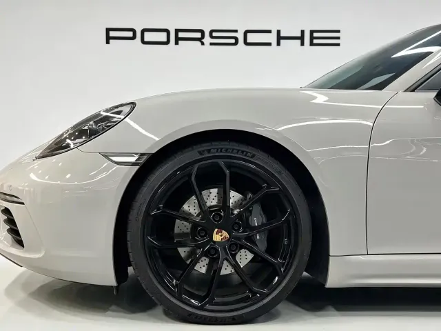 Porsche 718 — Фото автомобиля 8