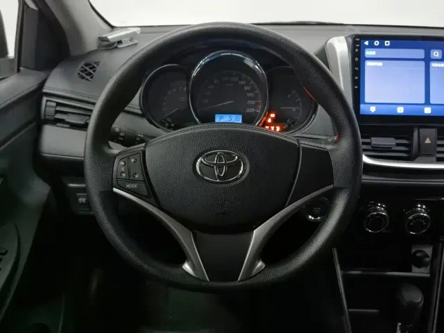 Toyota Vios — Фото автомобиля 11