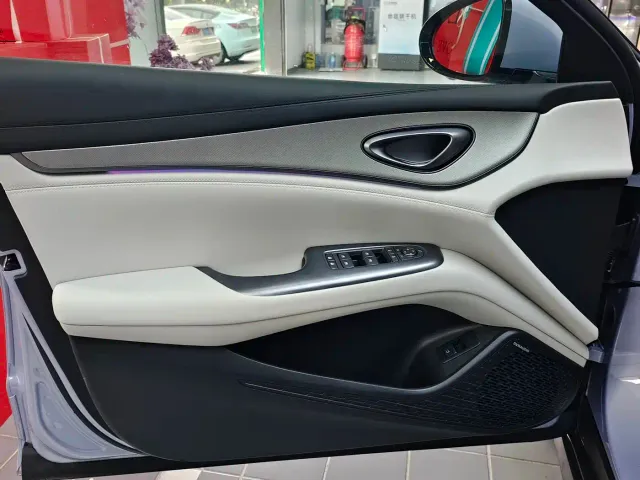 BYD Seal 07 EV — Фото автомобиля 16