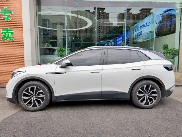 Volkswagen ID.4 X — Фото автомобиля 3