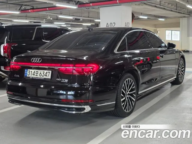 Audi A8 — Фото автомобиля 2